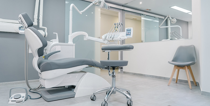 Family Dental Lounge | Dental Bridges, Crowns  amp  Caps and Emergency Treatment
